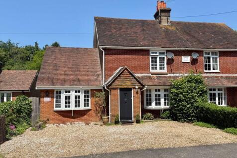 4 bedroom semi-detached house for sale
