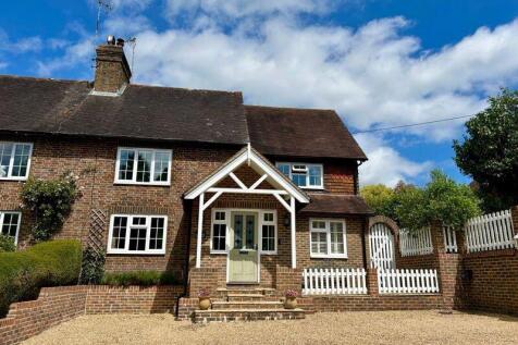 4 bedroom semi-detached house for sale