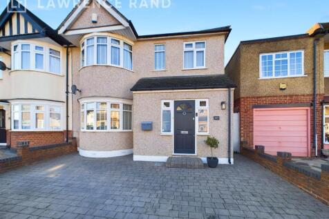 Exmouth Road, Ruislip, HA4 3 bed end of terrace house for sale