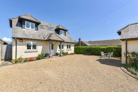Solent Road, East Wittering, Chichester 3 bed detached house for sale