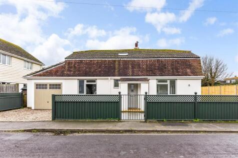 Marine Drive, West Wittering 3 bed detached house for sale