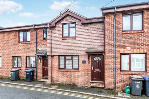 Rusham Road, Surrey TW20 1 bed terraced house for sale