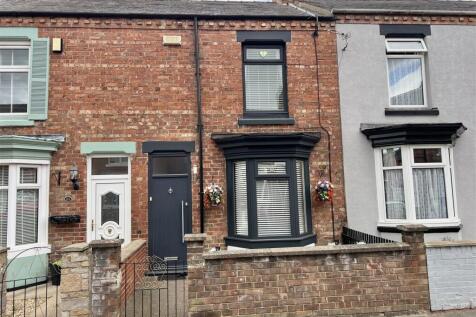 Trafalgar Terrace, Darlington 2 bed terraced house for sale