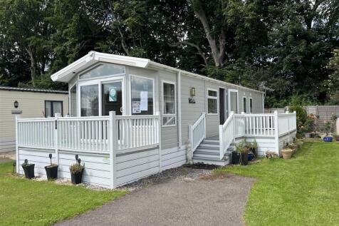2 bedroom park home for sale