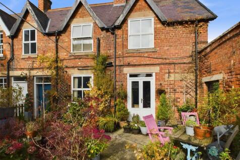 Beaurepaire Cottage, Whorlton 2 bed house for sale
