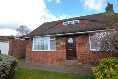 East Grinstead, West Sussex, RH19 2 bed bungalow for sale