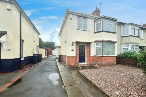 3 bedroom semi-detached house for sale