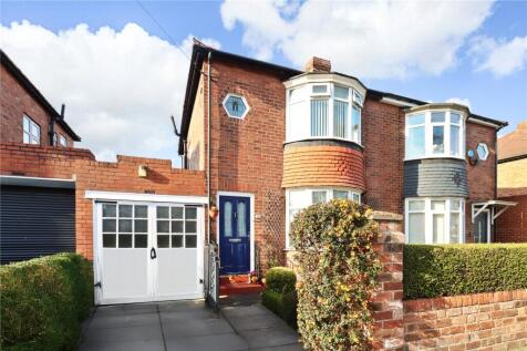 2 bedroom semi-detached house for sale