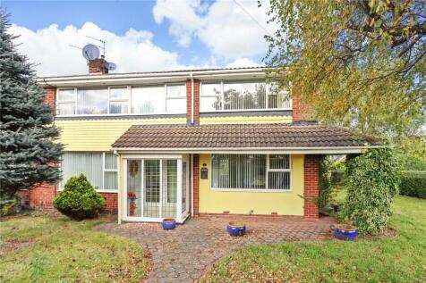 4 bedroom semi-detached house for sale