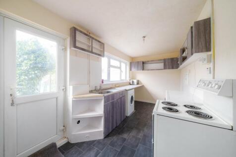 St. Albans Road, Hampshire PO9 2 bed end of terrace house for sale