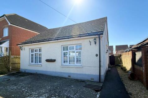 Jubilee Road, Hants PO7 2 bed bungalow for sale