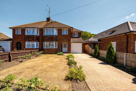 Selsdon Avenue, Woodley, Reading 5 bed semi