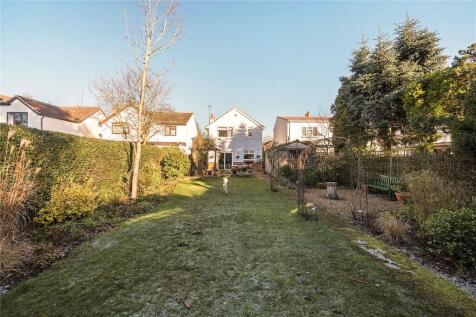 Reading Road, Woodley, Reading 3 bed detached house for sale