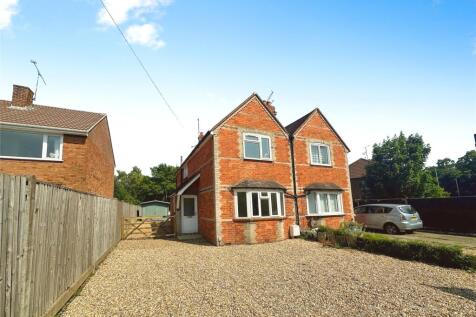 Butts Hill Road, Woodley, Reading 3 bed semi