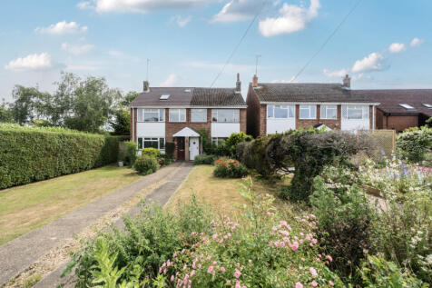 Norton Road, Woodley, Reading 3 bed semi