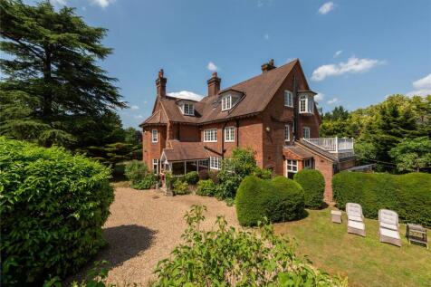Reigate Road, Dorking, Surrey, RH4 7 bed detached house for sale
