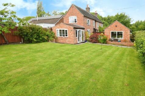 Hawkes Mill Lane, Coventry CV5 3 bed detached house for sale