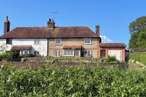 *REDUCED* Henfield Common North... 3 bed semi