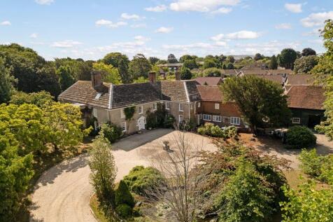 7 bedroom house for sale