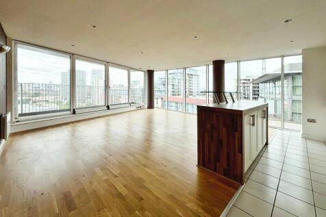 Western Gateway, London E16 3 bed apartment for sale