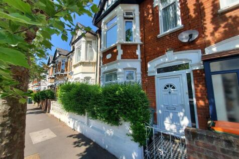 Wanlip Road, London E13 3 bed terraced house for sale