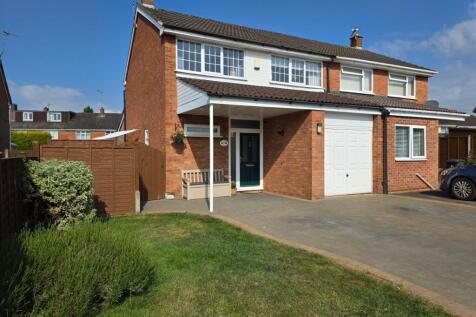 Newcomen Close, Warwickshire CV12 3 bed semi