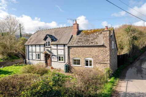 Peterchurch, Herefordshire 3 bed detached house for sale