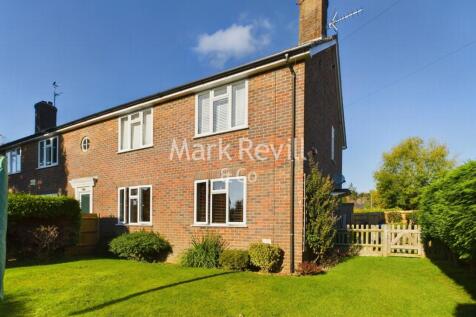 Loders, Ardingly, RH17 2 bed flat for sale