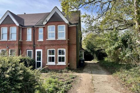Haywards Heath Road, Balcombe, RH17 3 bed house for sale