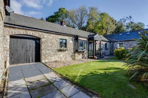 5 bedroom barn conversion for sale