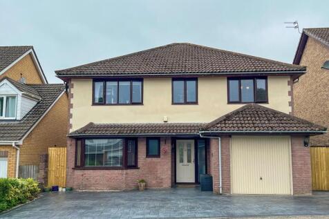 Beechwood Grove, Pencoed, Bridgend... 5 bed detached house for sale