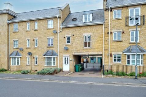 2 bedroom duplex for sale