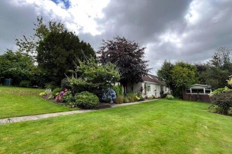 5 bedroom bungalow for sale