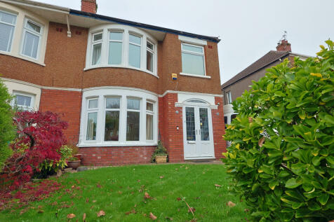 4 bedroom semi-detached house for sale