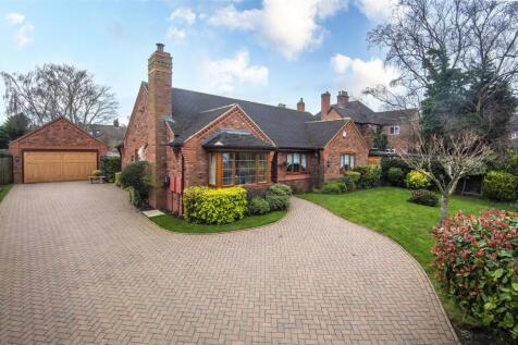 3 bedroom detached bungalow for sale