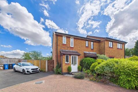 Reeve Close, Handsacre, Rugeley 1 bed end of terrace house for sale