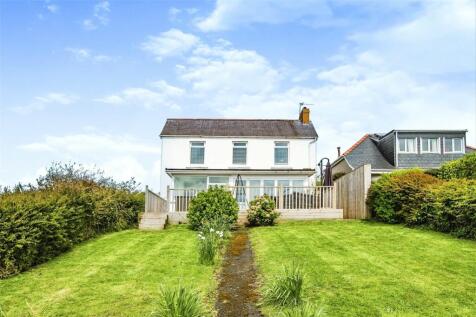 6 bedroom detached house for sale