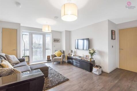 Todd Close, Borehamwood 2 bed flat for sale
