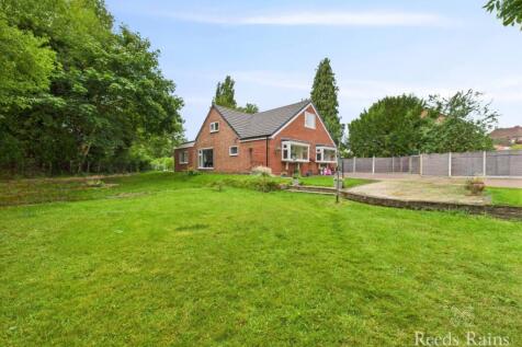 Darlington Road, Durham TS18 3 bed bungalow for sale