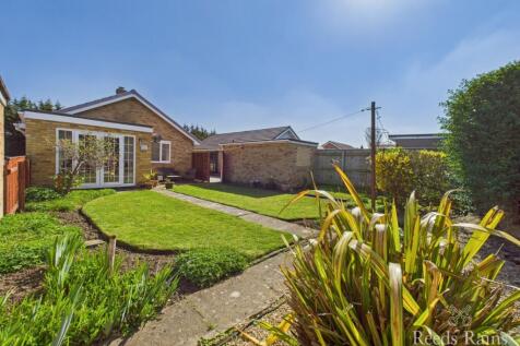 2 bedroom bungalow for sale