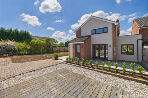 3 bedroom detached house for sale