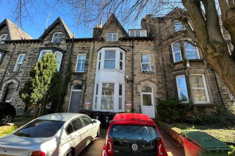 8 bedroom terraced house for sale