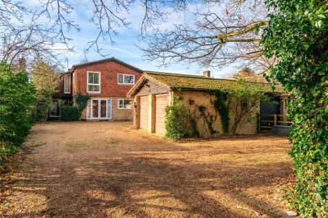 Church Lane, Oakley, Bedfordshire, MK43 4 bed detached house for sale