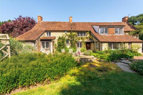 High Street, Pavenham, Bedfordshire... 3 bed detached house for sale