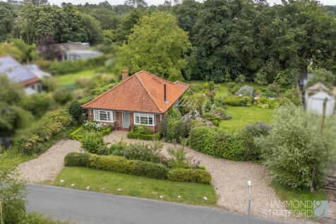 Hall Moor Road, Hingham 3 bed detached bungalow for sale