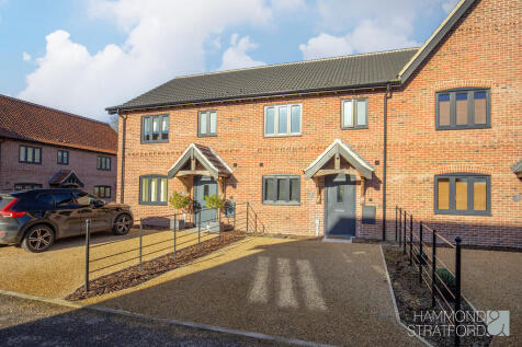 Fallow Drive, Banham 2 bed terraced house for sale