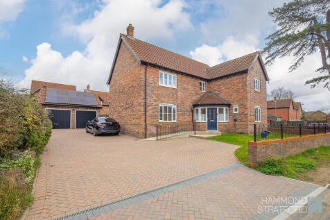 Carvers Lane, Attleborough 4 bed detached house for sale
