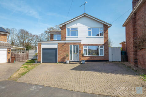 Elm Grove, Garboldisham 4 bed detached house for sale