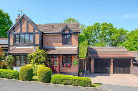 Woodbury Close, Callow Hill, Redditch... 4 bed detached house for sale
