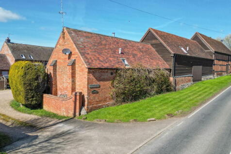 2 bedroom barn conversion for sale